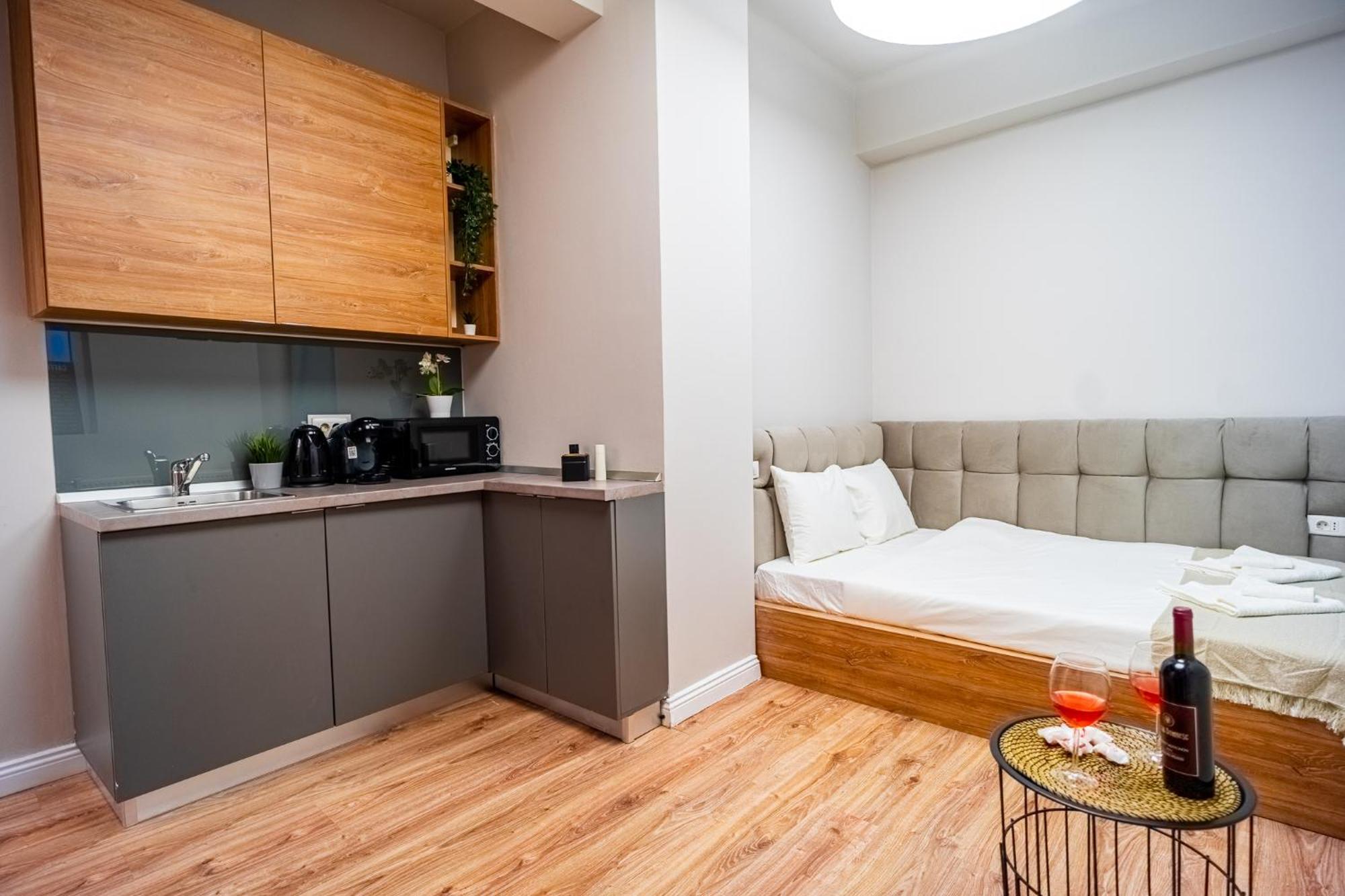 Cozy Apartments Near Calea Victoriei ブカレスト エクステリア 写真