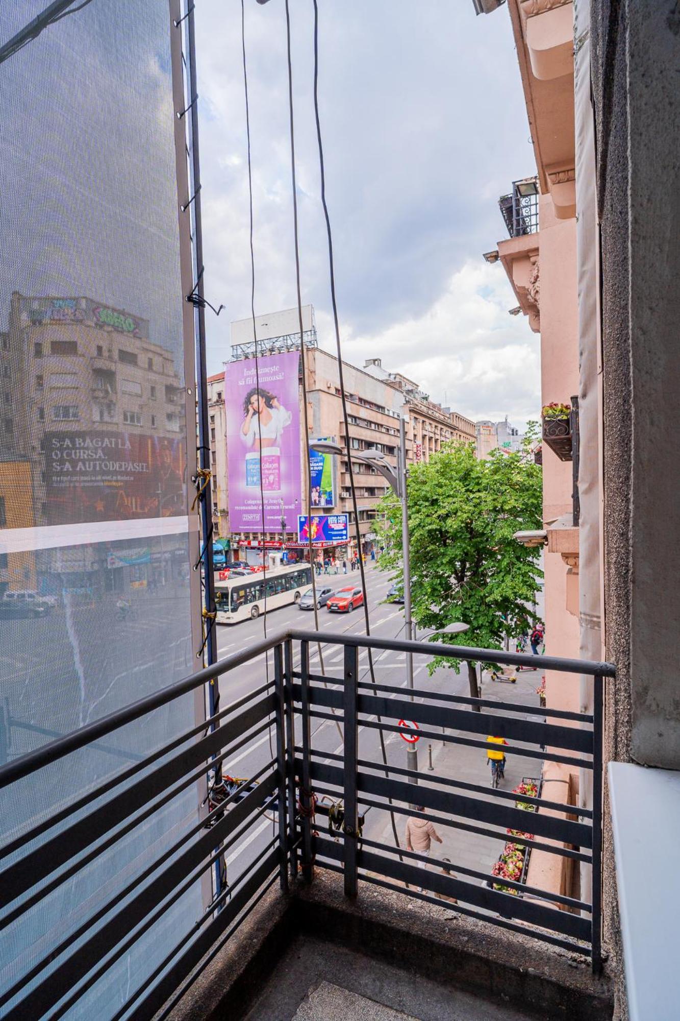 Cozy Apartments Near Calea Victoriei ブカレスト エクステリア 写真